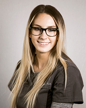Kelsie, Registered Dental Assistant, Grande Prairie
